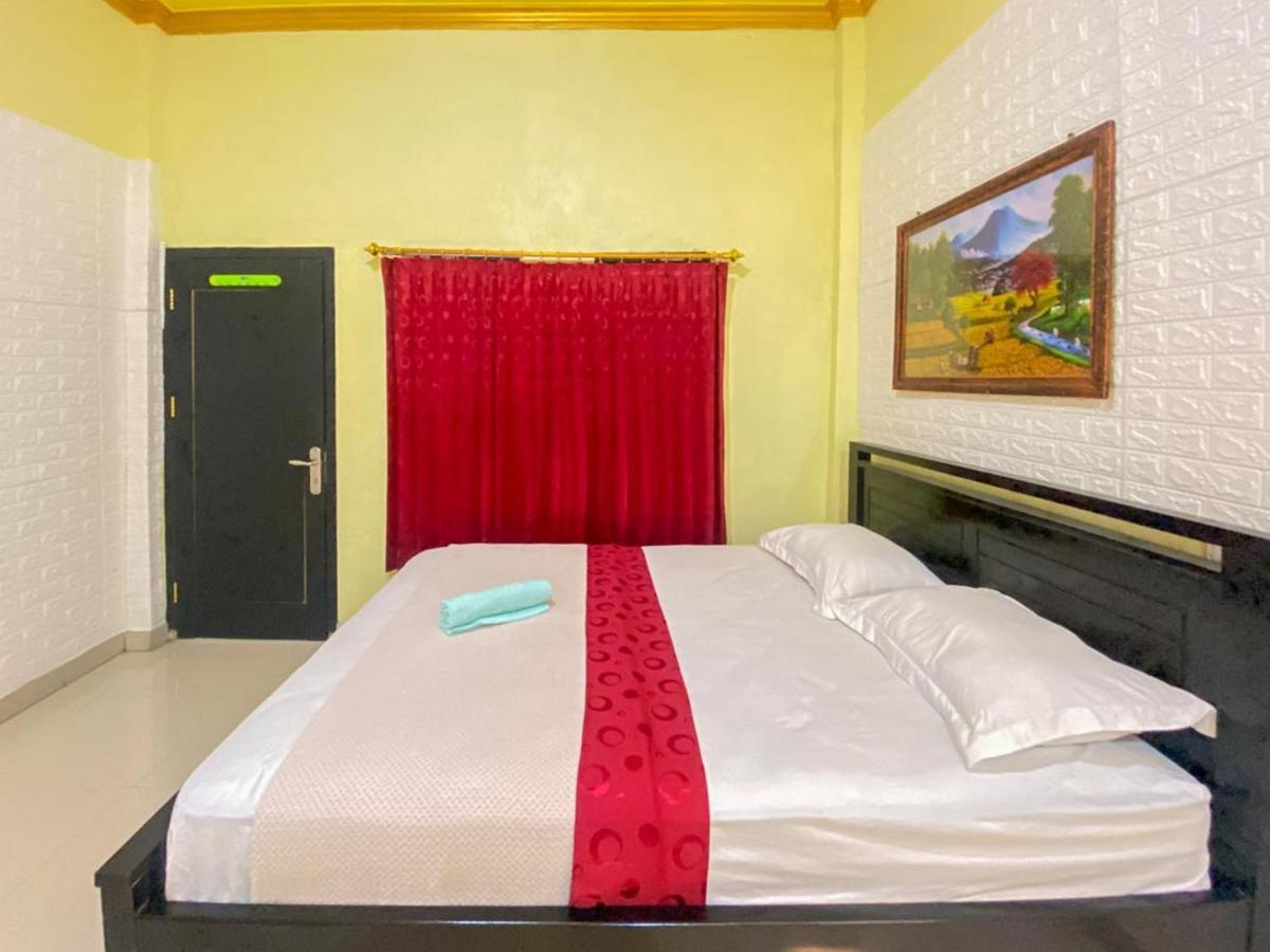 Hotel Karunia 2 Jailolo Porniti ภายนอก รูปภาพ