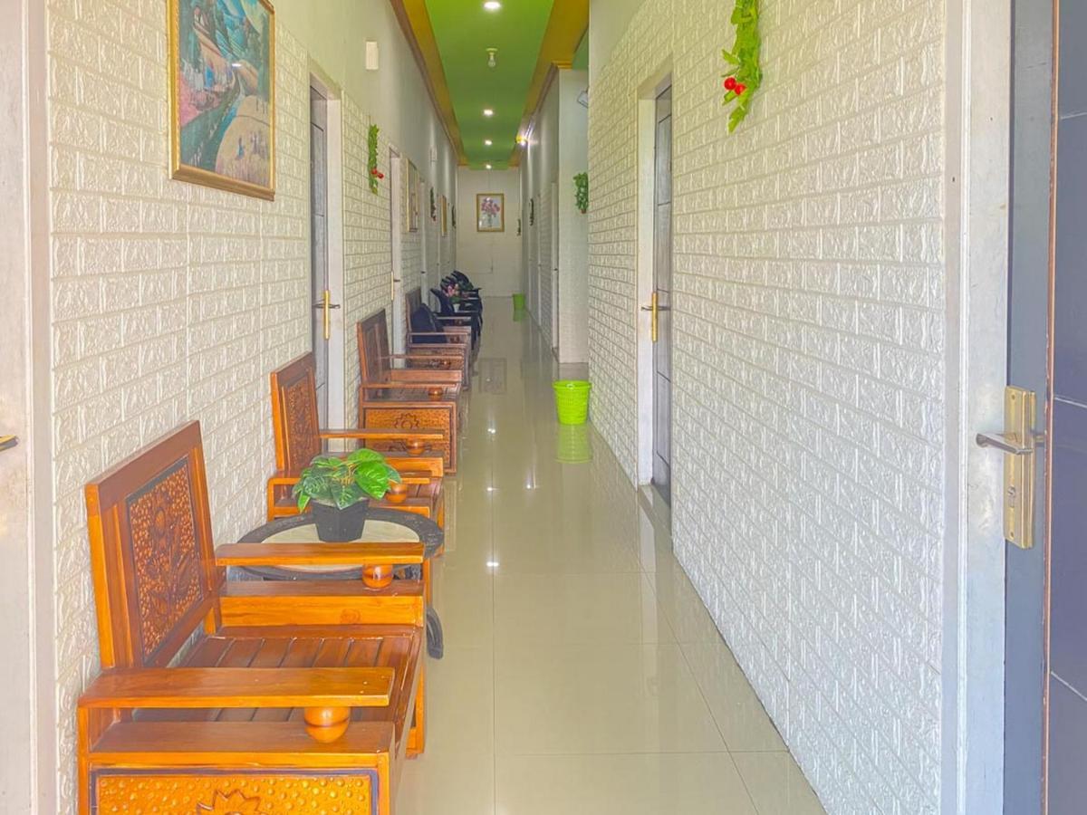 Hotel Karunia 2 Jailolo Porniti ภายนอก รูปภาพ